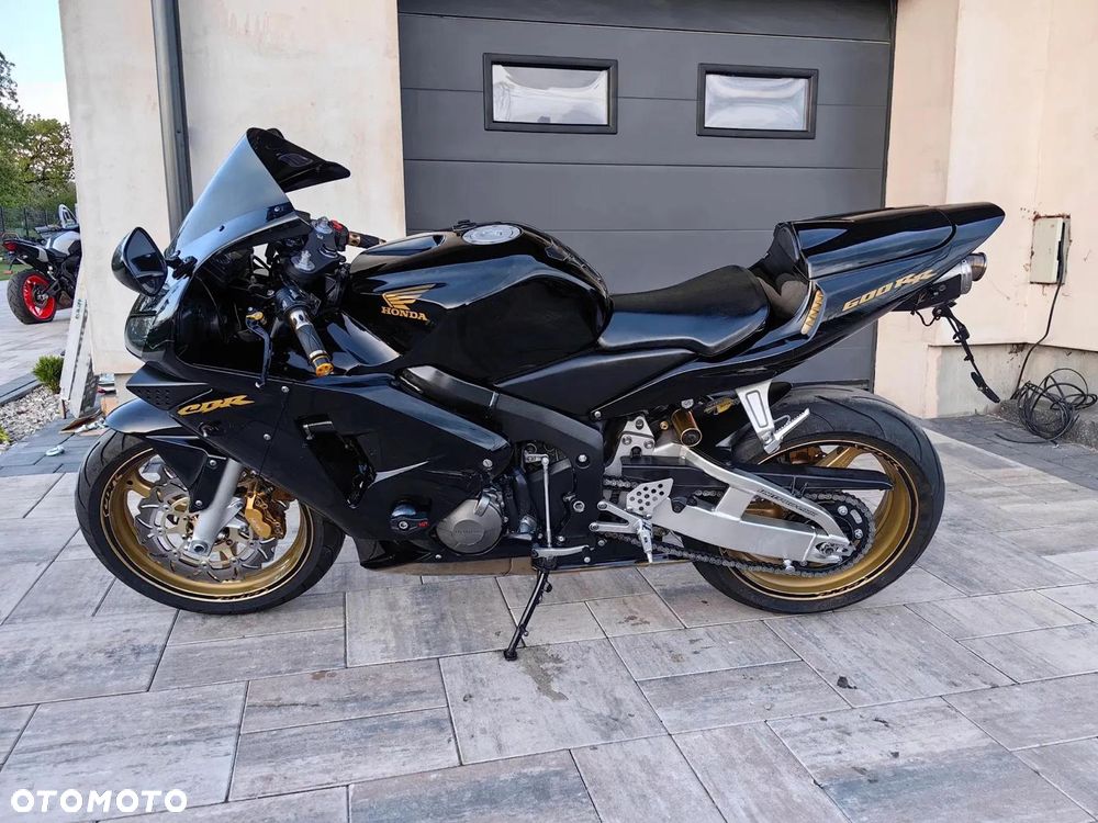 Honda CBR - 5