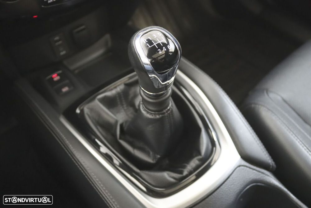 Nissan X-Trail 1.7 dCi Bussiness Edition 7L - 30