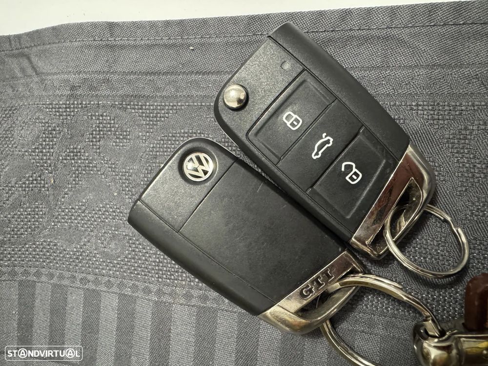 VW Golf 2.0 TSi GTi DSG Performance - 28