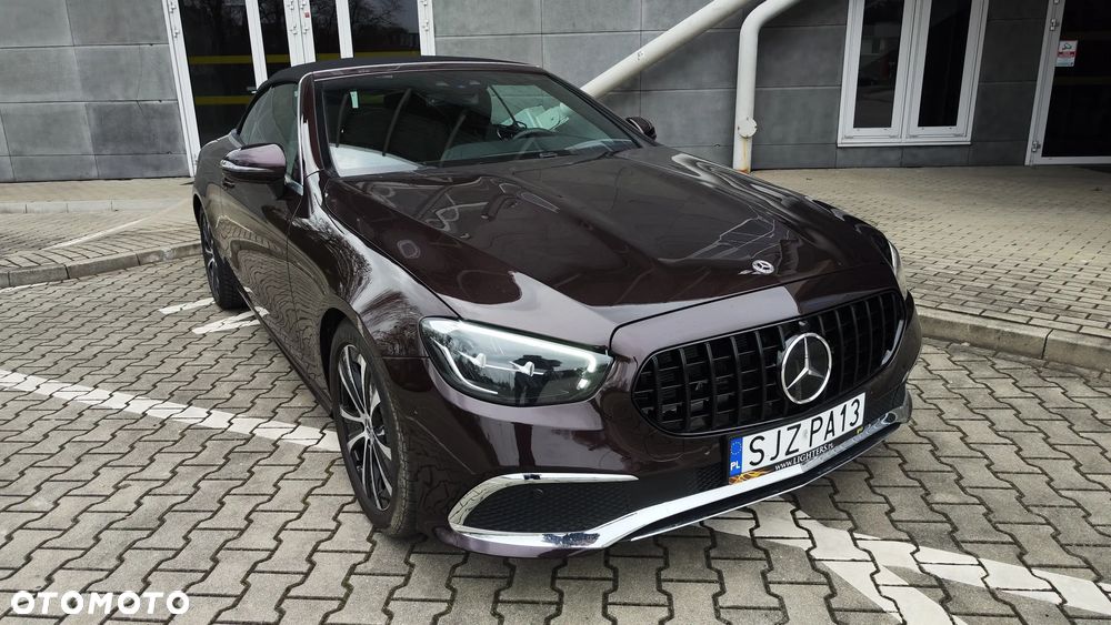 Mercedes-Benz Klasa E 300 9G-TRONIC - 39