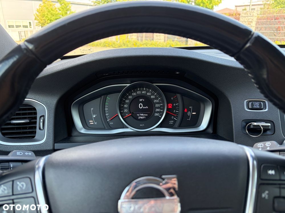 Volvo V60 D4 Momentum - 7