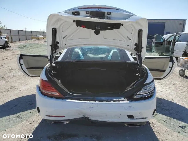 Mercedes-Benz SLC 300 9G-Tronic - 17