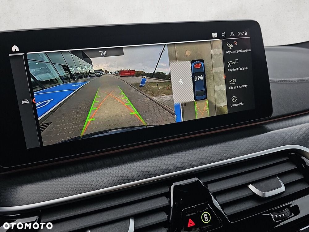 BMW Seria 5 540d xDrive mHEV M Sport sport - 24
