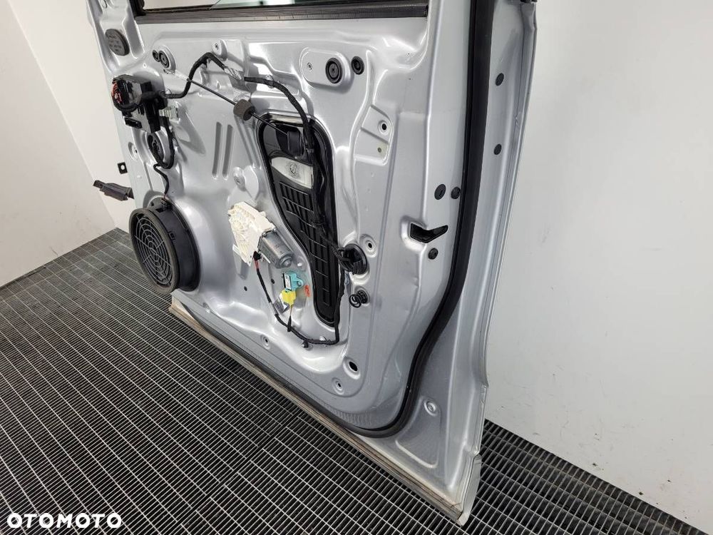 DRZWI PRZÓD PRZEDNIE PRAWE KOMPLETNE AUDI Q5 8R LX7W - 15