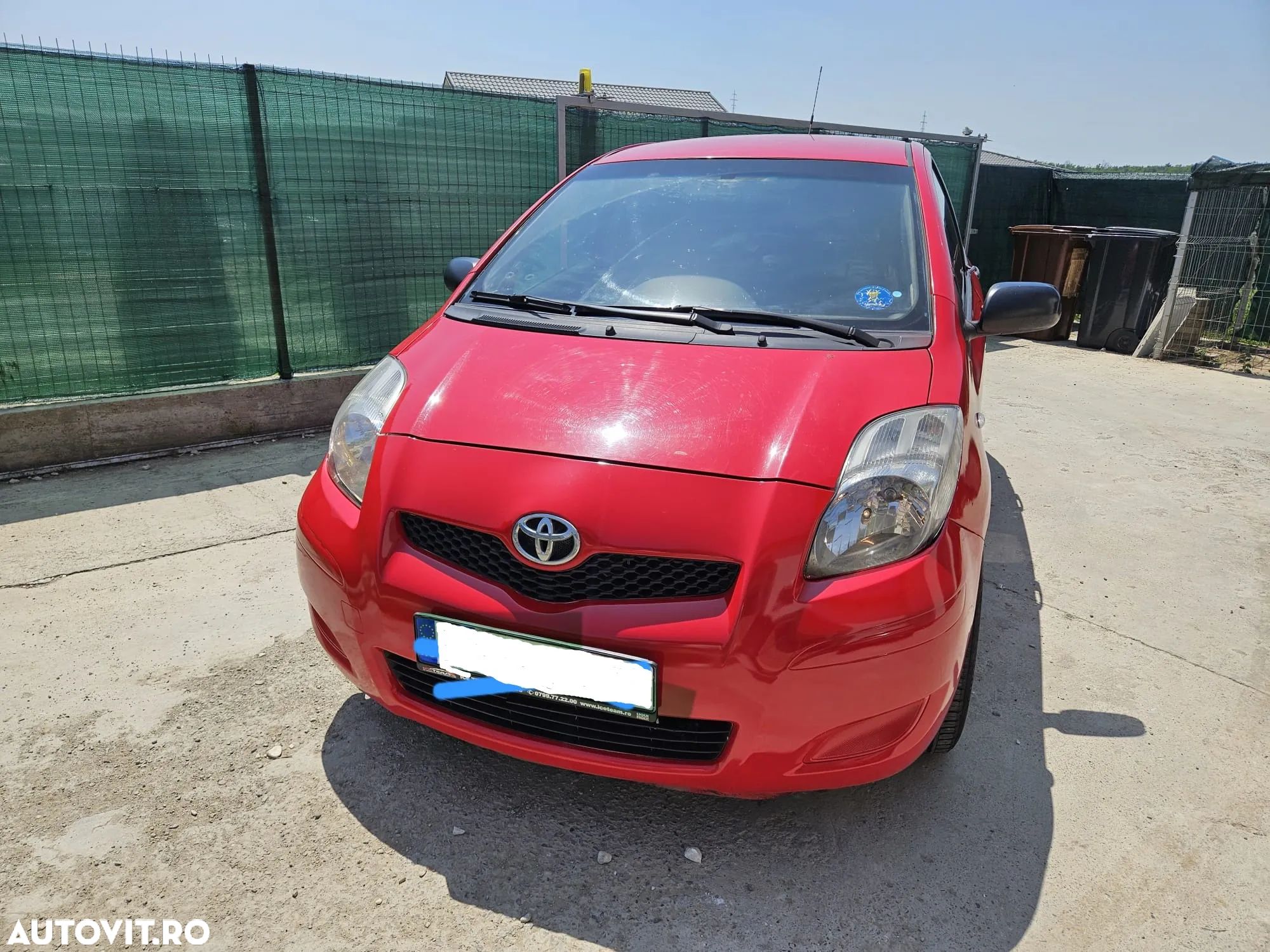 Toyota Yaris - 1