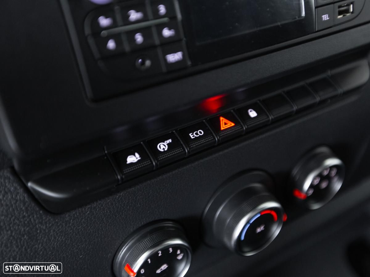 Renault Master L3 3.5T (EURO VI) C/ PLATAFORMA ELEVATORIA C/IVA - 15