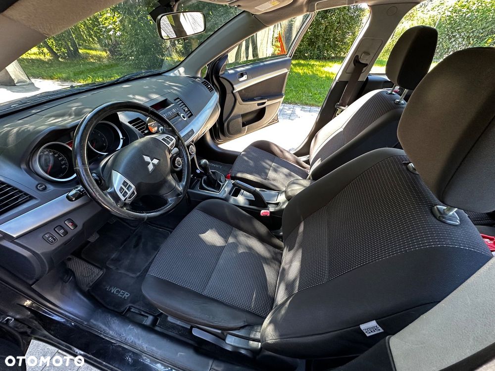 Mitsubishi Lancer 1.8 Invite - 20