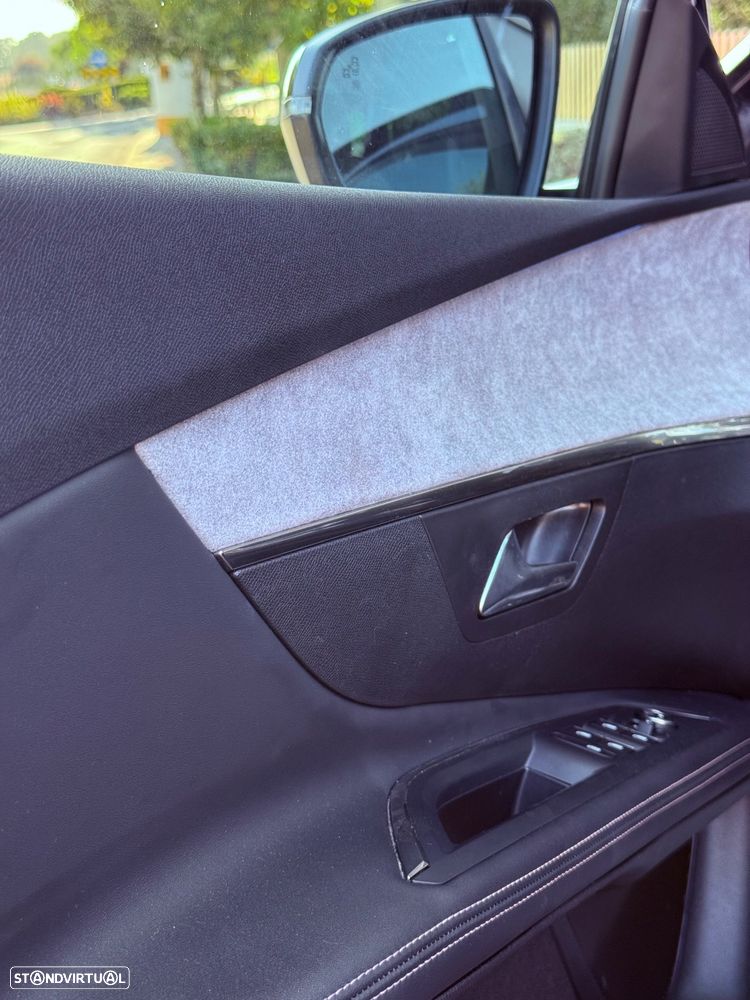 Peugeot 5008 BlueHDI 130 EAT8 GT - 17