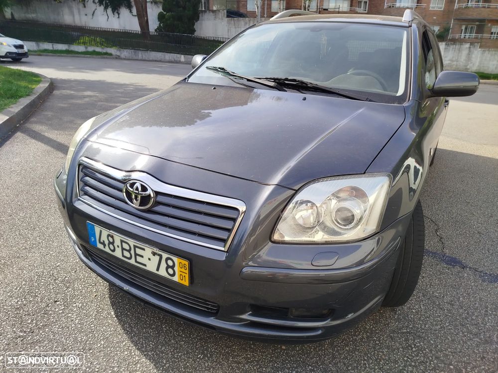 Toyota Avensis - 2