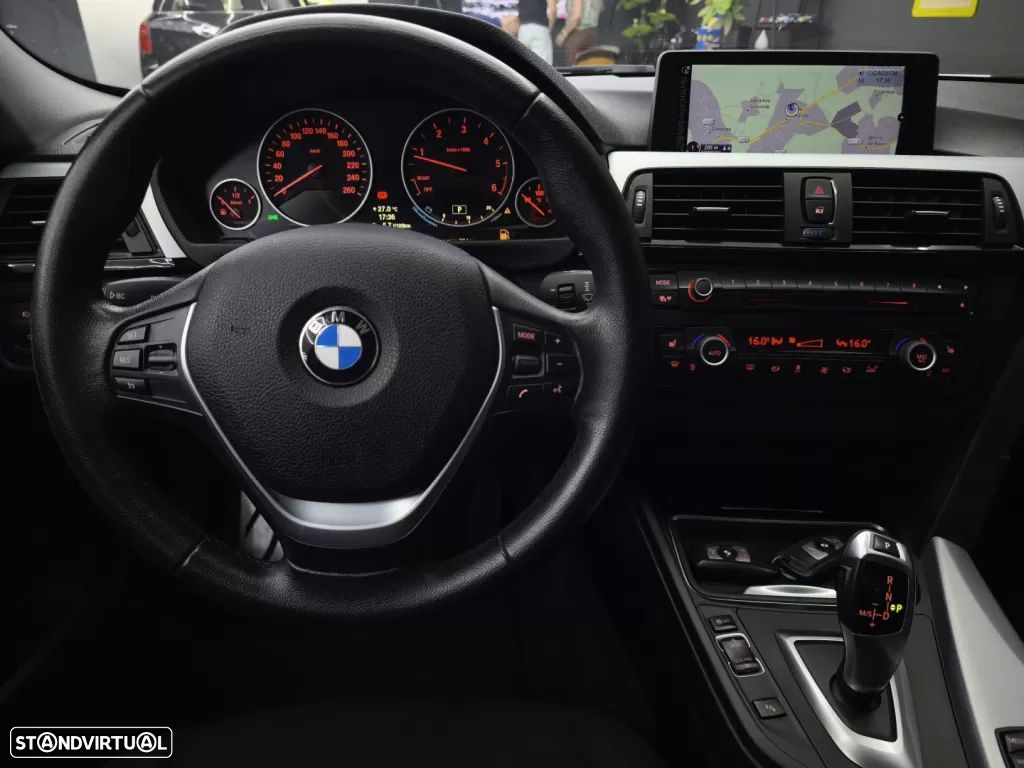 BMW 320 d Aut. Modern Line - 24
