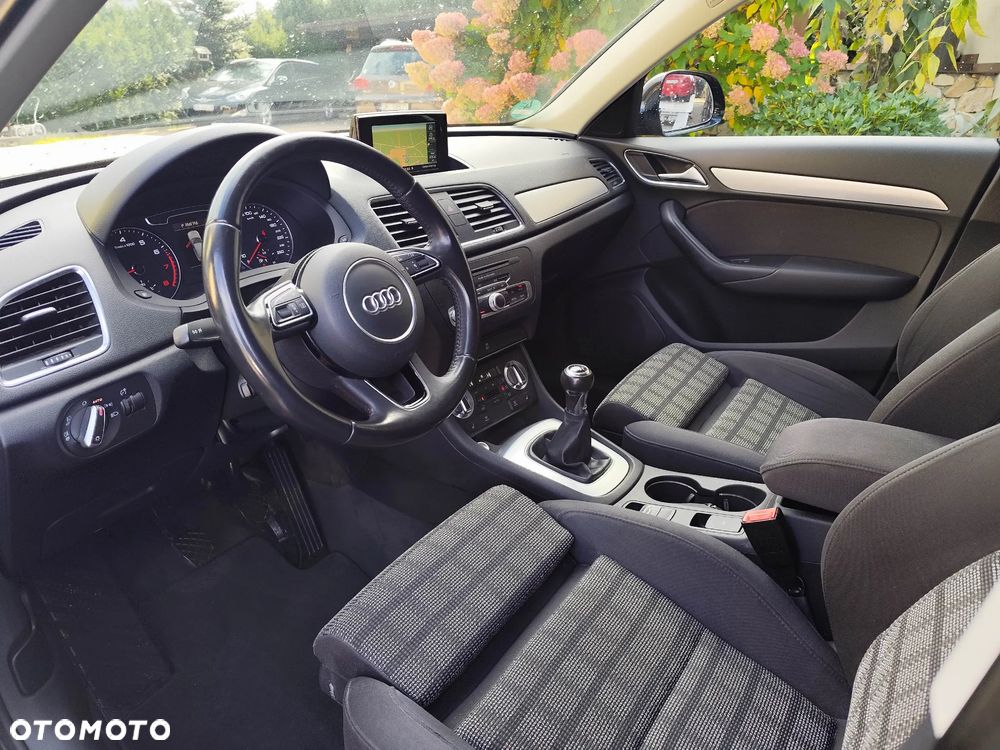 Audi Q3 1.4 TFSI Design - 8