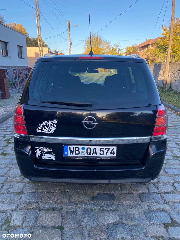 Opel Zafira - 16
