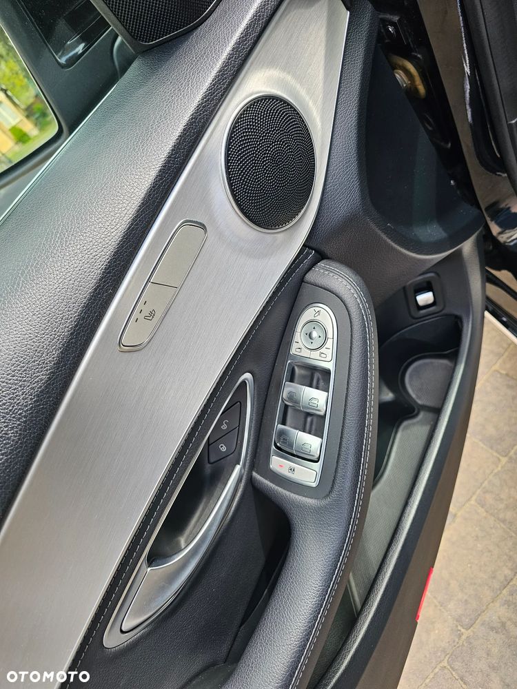 Mercedes-Benz Klasa C - 30