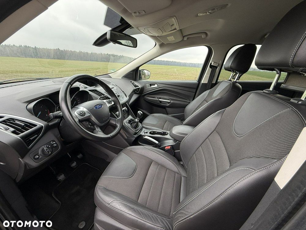 Ford Kuga 2.0 TDCi 4x2 Titanium - 6