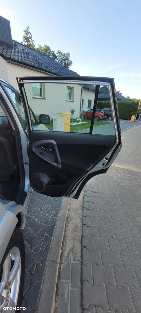 Toyota RAV4 2.2 D-CAT 4x4 Executive - 18