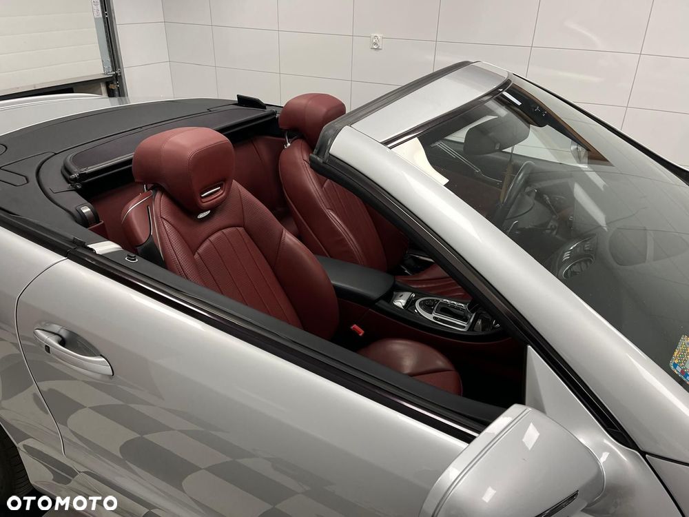 Mercedes-Benz SL 63 AMG - 30