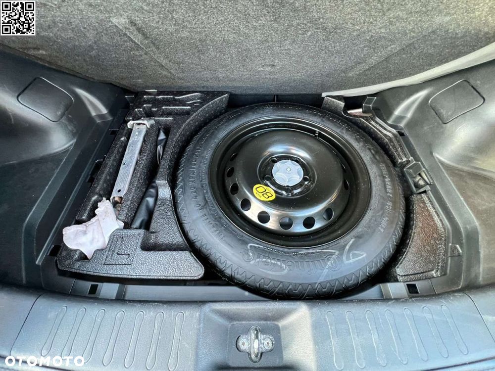 Nissan Juke 1.6 DIG-T ALL-MODE 4x4i Xtronic N-Connecta - 34
