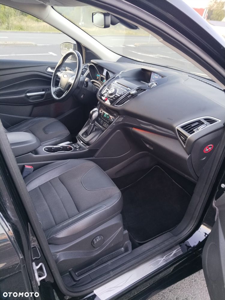 Ford Kuga - 16
