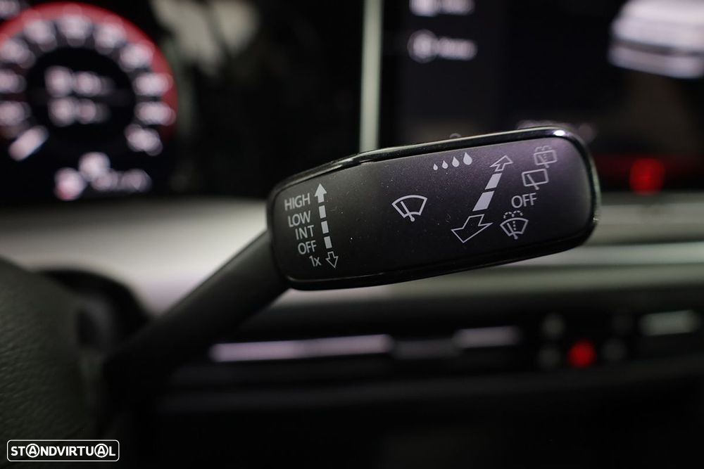VW Golf 1.5 TSI e-Hybrid Life DSG - 17