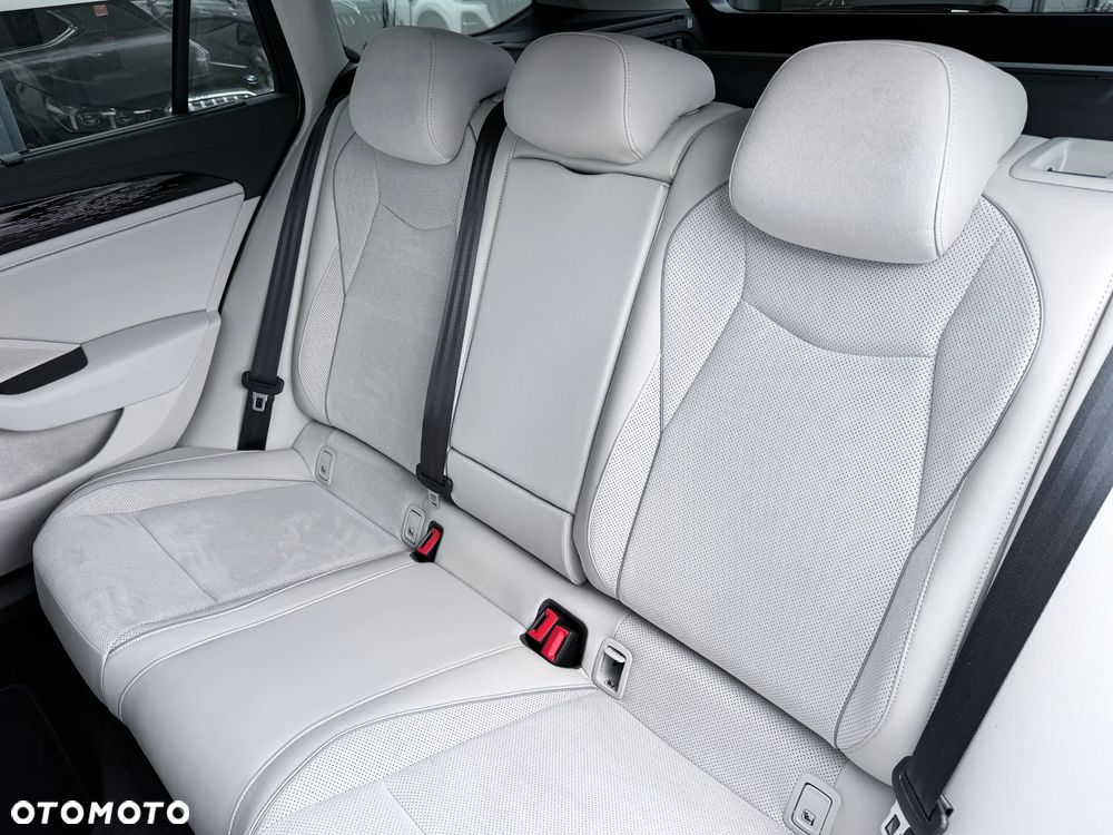 Volkswagen Passat 2.0 TDI EVO Elegance DSG - 29