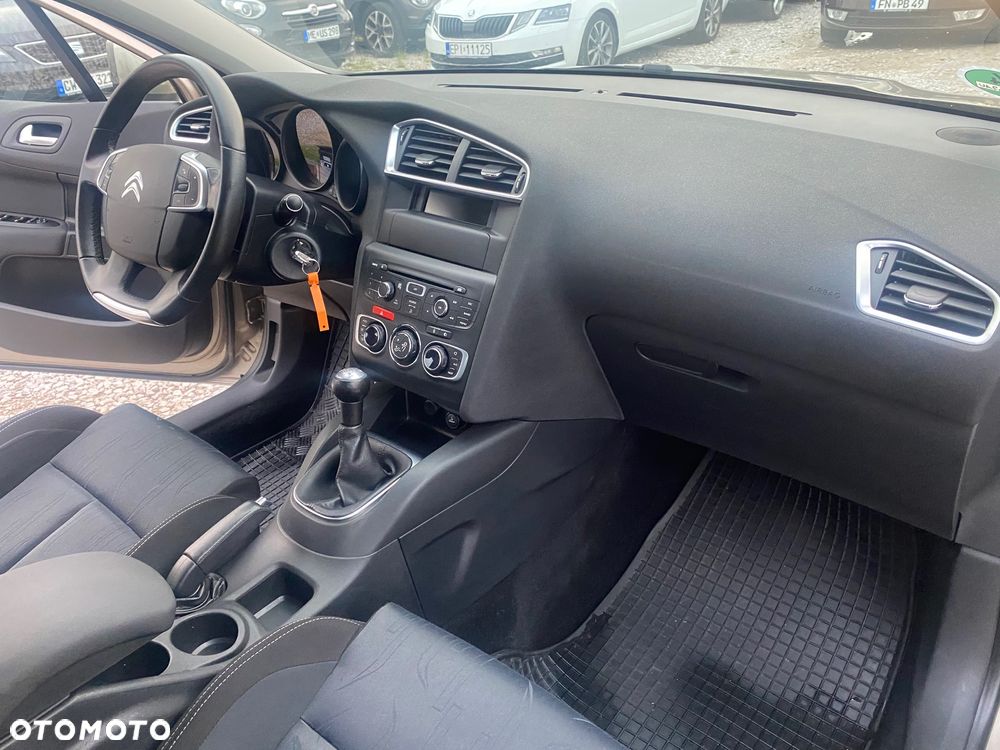 Citroën C4 1.6 VTi Seduction - 23