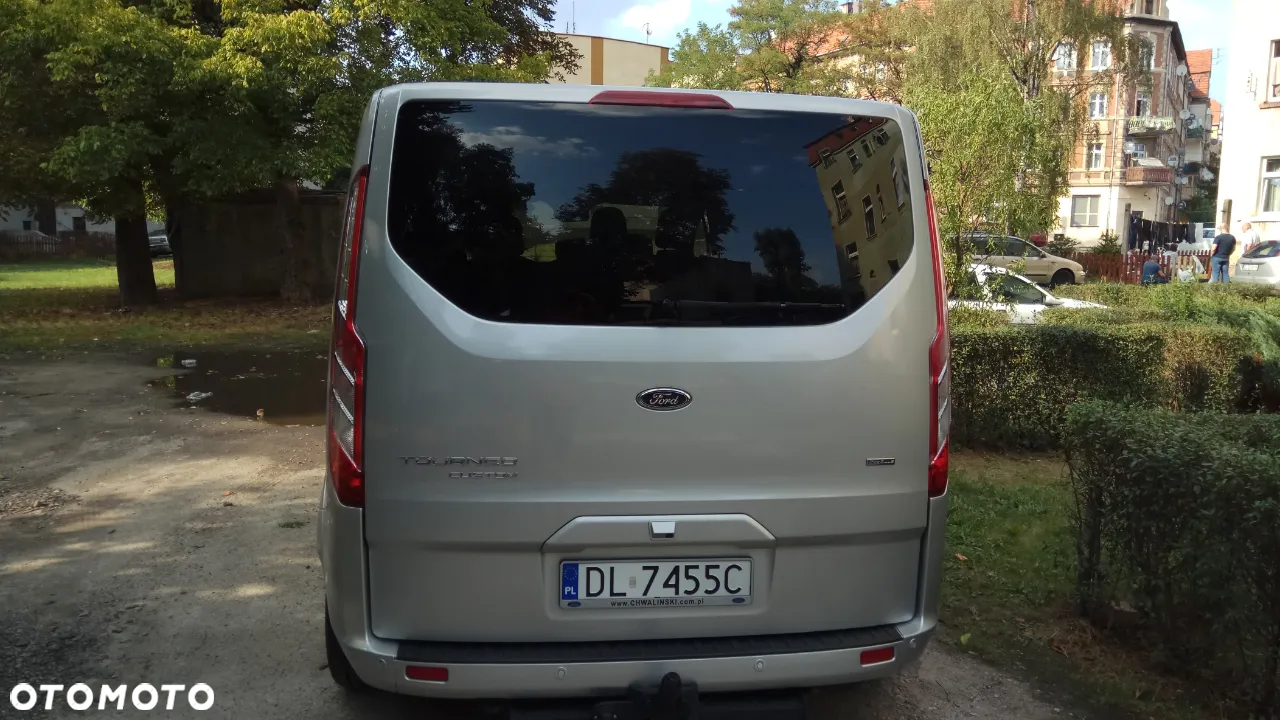Ford Tourneo Custom 2.0 EcoBlue L2 Shuttle Bus Titanium - 10