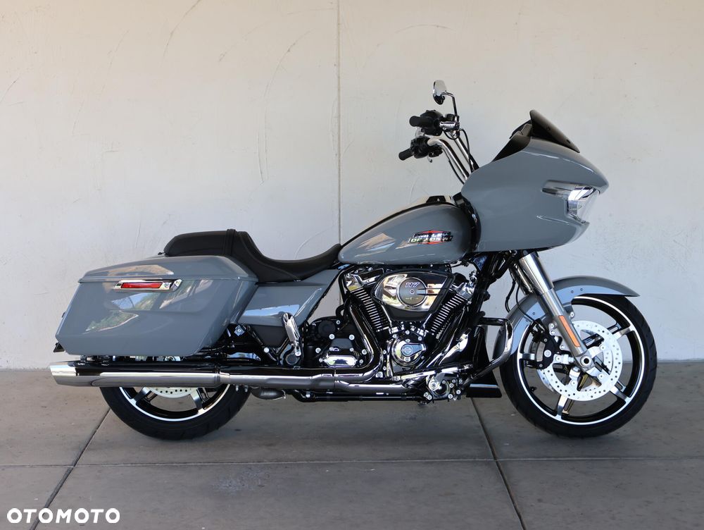 Harley-Davidson Touring Road Glide - 7