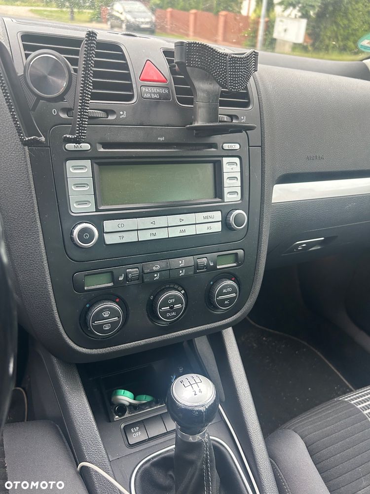 Volkswagen Golf 1.6 United - 12