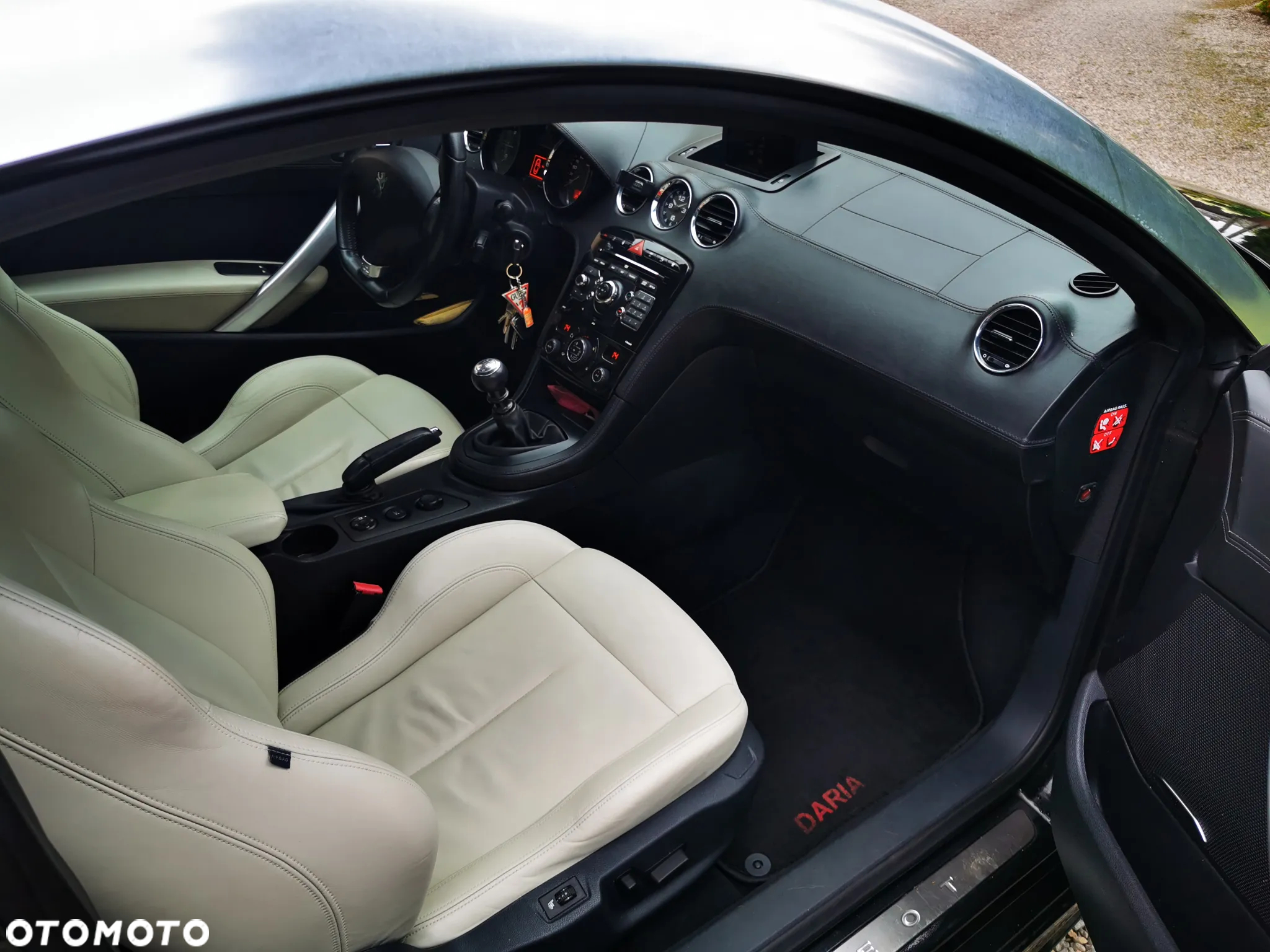 Peugeot RCZ 2.0 HDi - 11