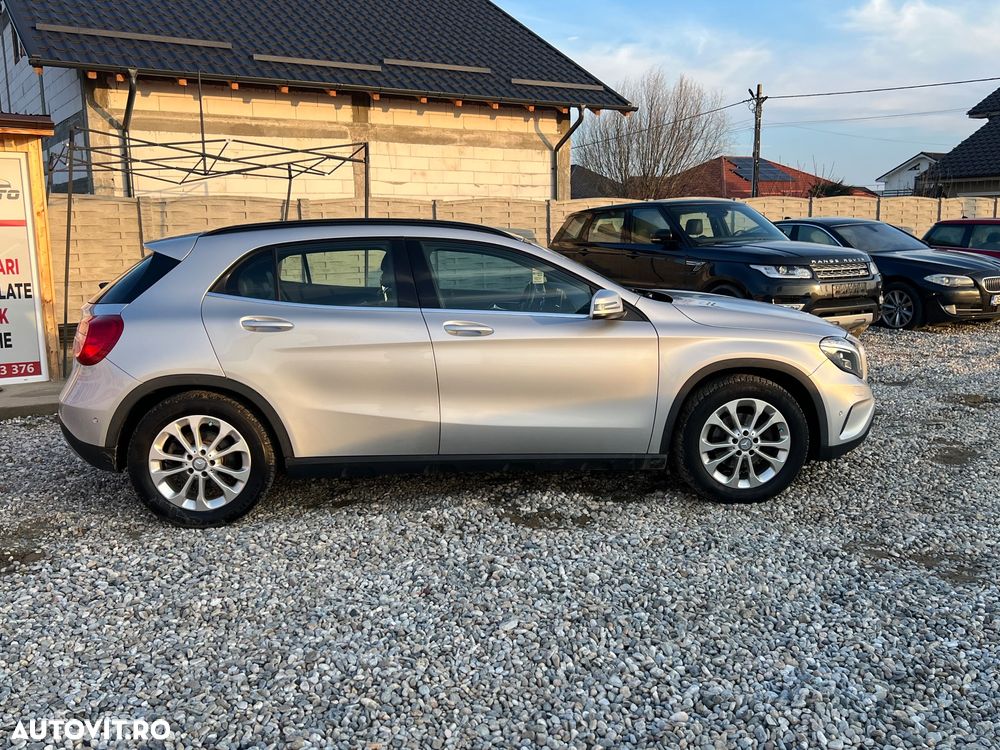 Mercedes-Benz GLA 200 d 4MATIC 7G-DCT SCORE! - 6