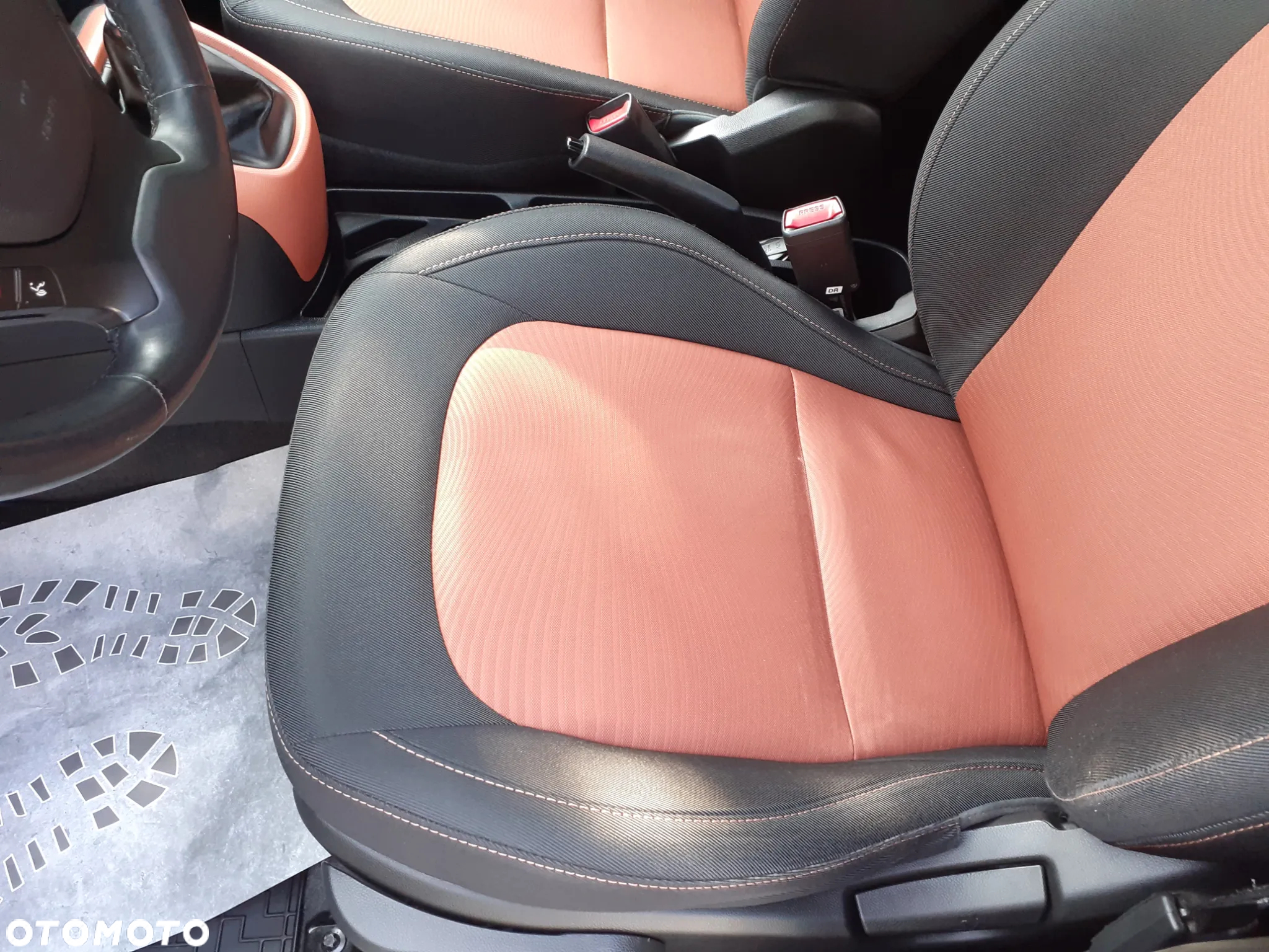 Hyundai i10 1.0 Premium - 22