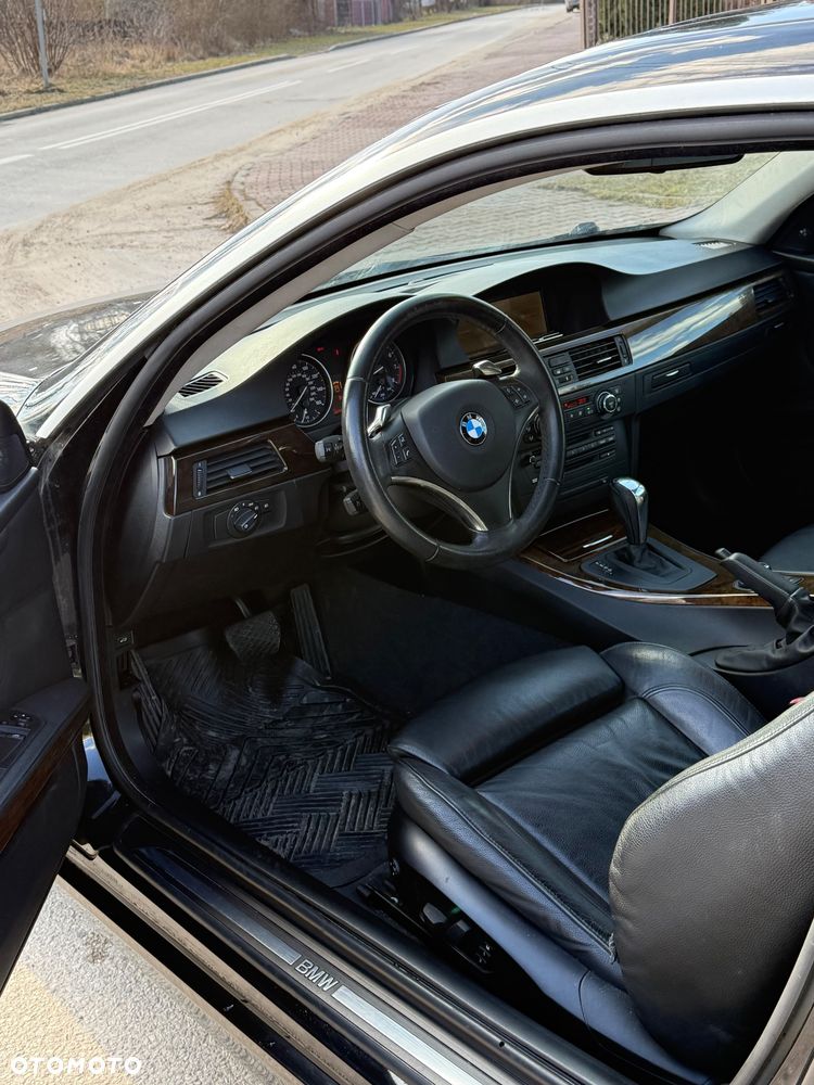 BMW Seria 3 335i - 8