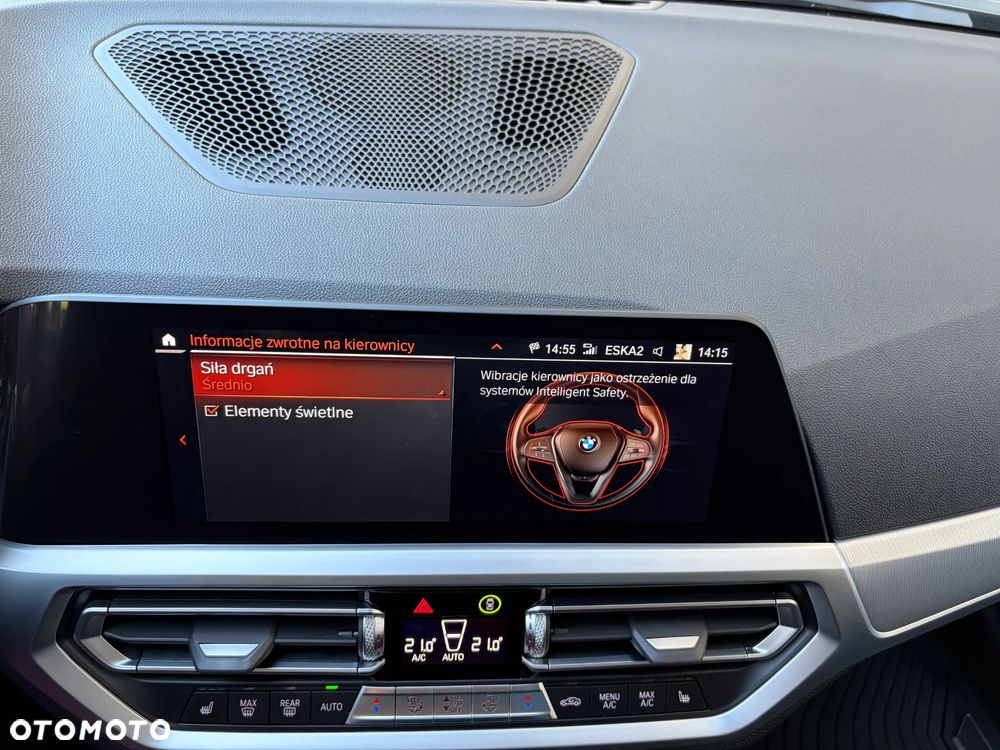 BMW Seria 3 330i - 36