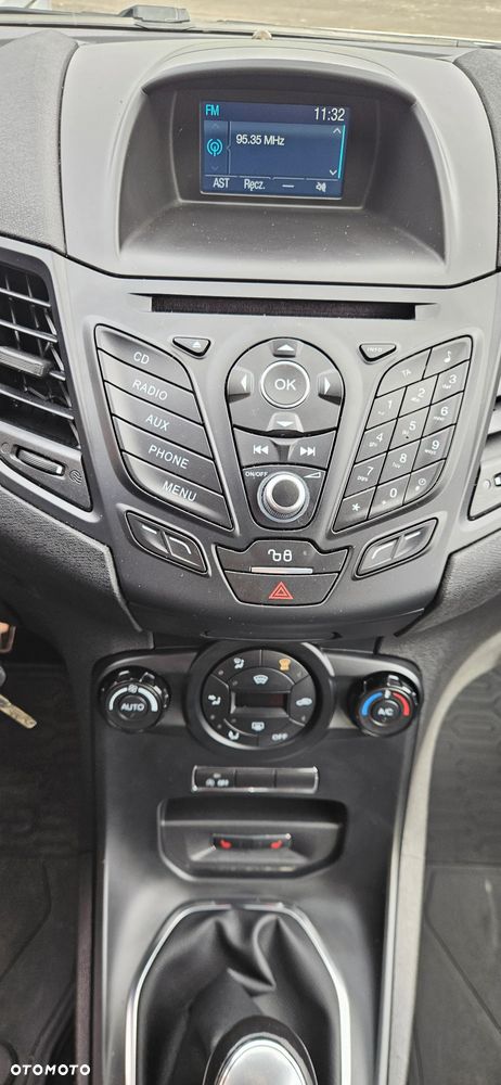 Ford Fiesta - 16