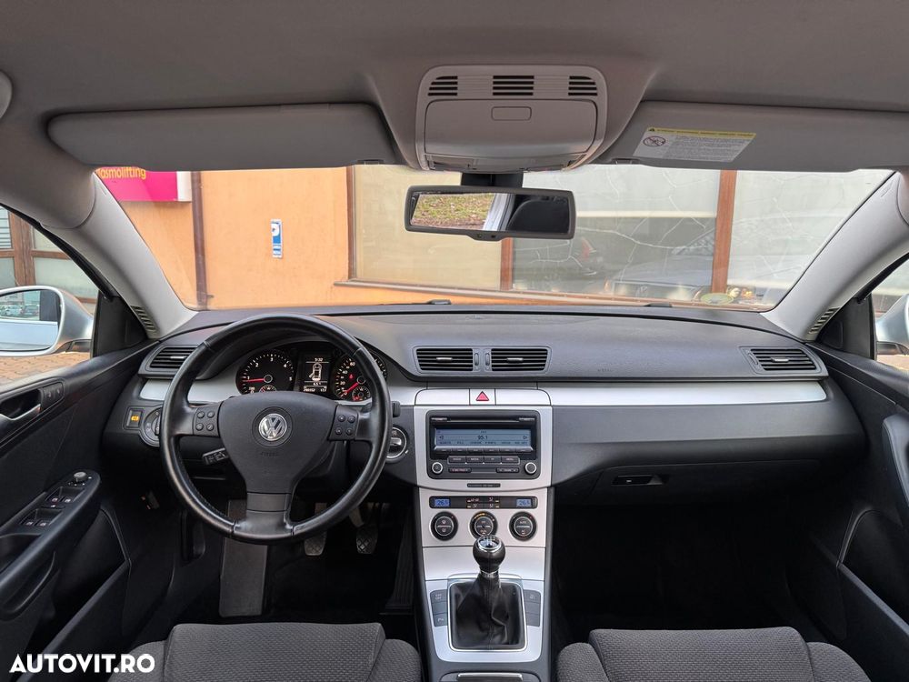 Volkswagen Passat - 5
