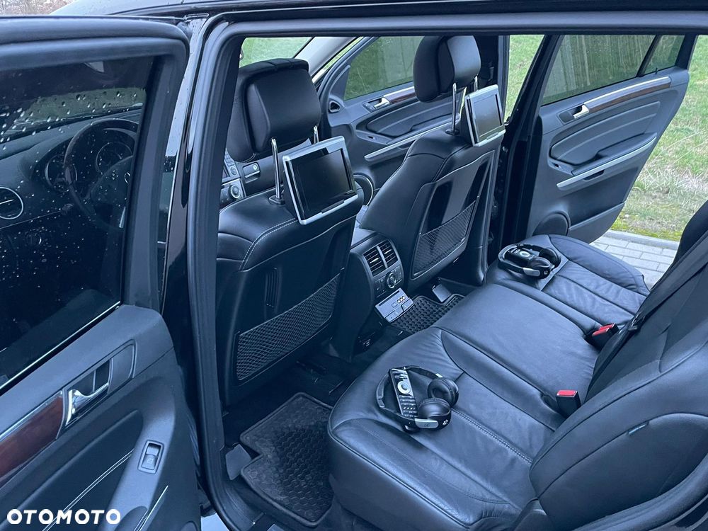 Mercedes-Benz GL 500 4Matic 7G-TRONIC Grand Edition - 7