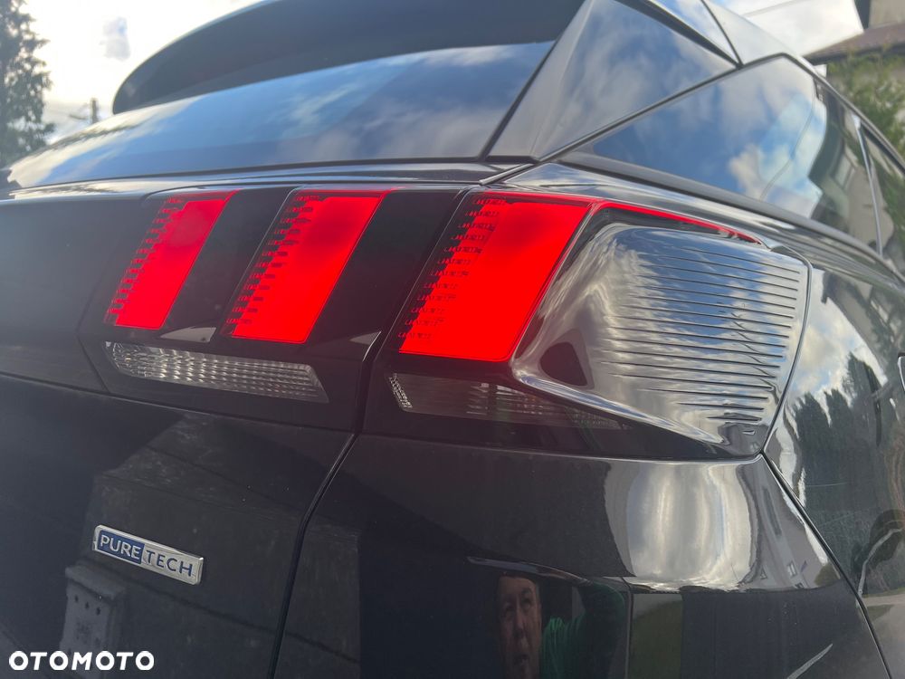 Peugeot 3008 1.2 PureTech Allure - 8