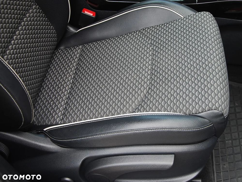 Kia Ceed 1.5 T-GDI L - 12
