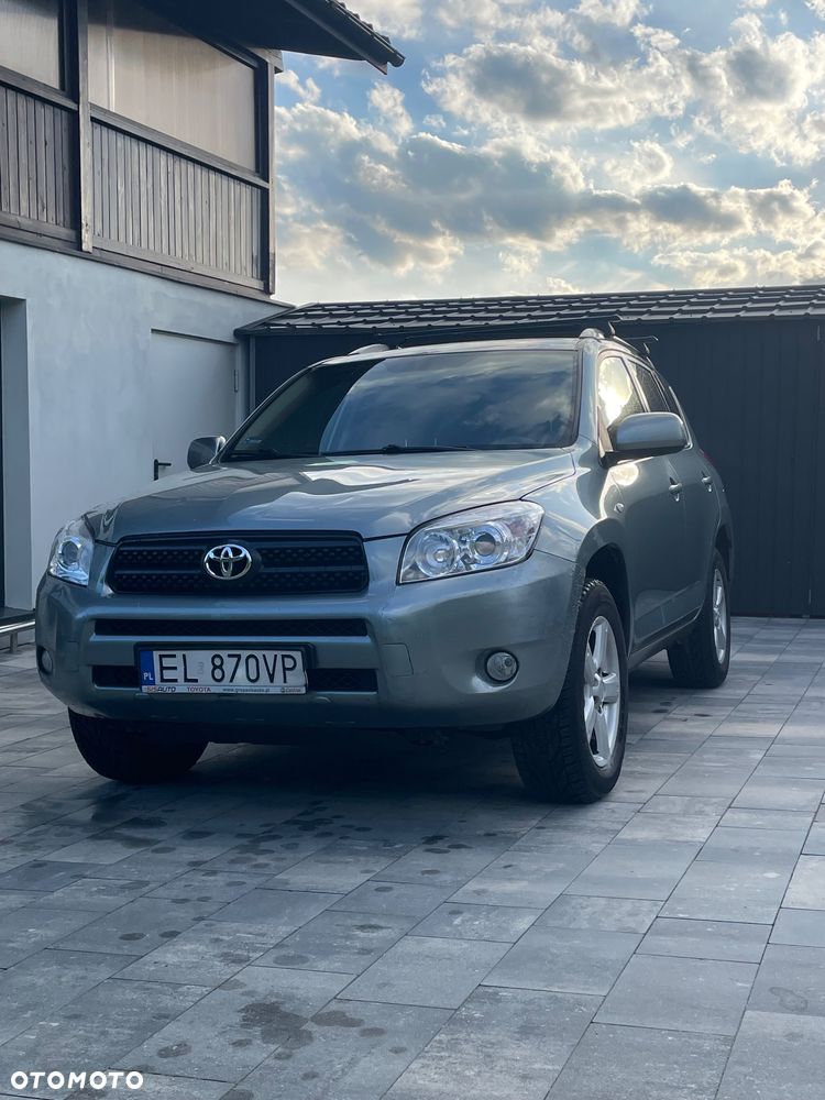 Toyota RAV4 2.0 VVT-i Prestige - 1