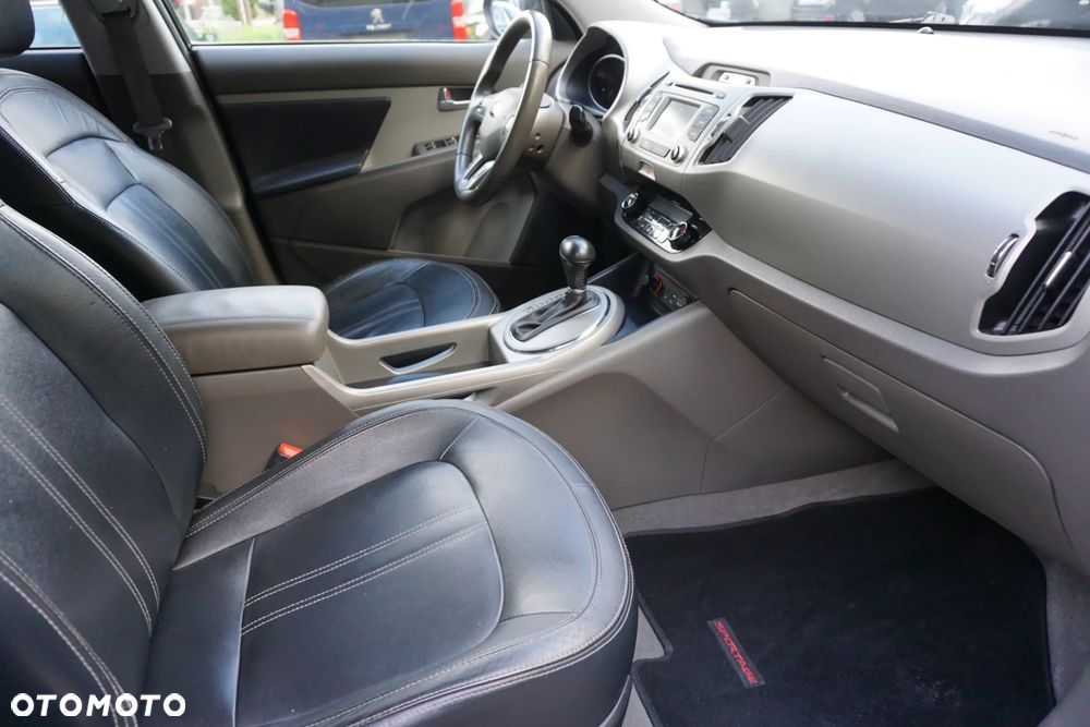 Kia Sportage - 16
