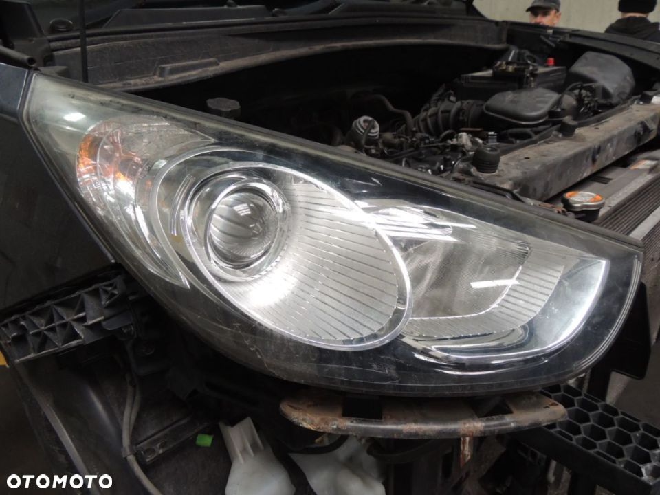 Lampa przód prawa Hyundai IX35 '11 1.7 crdi - 1