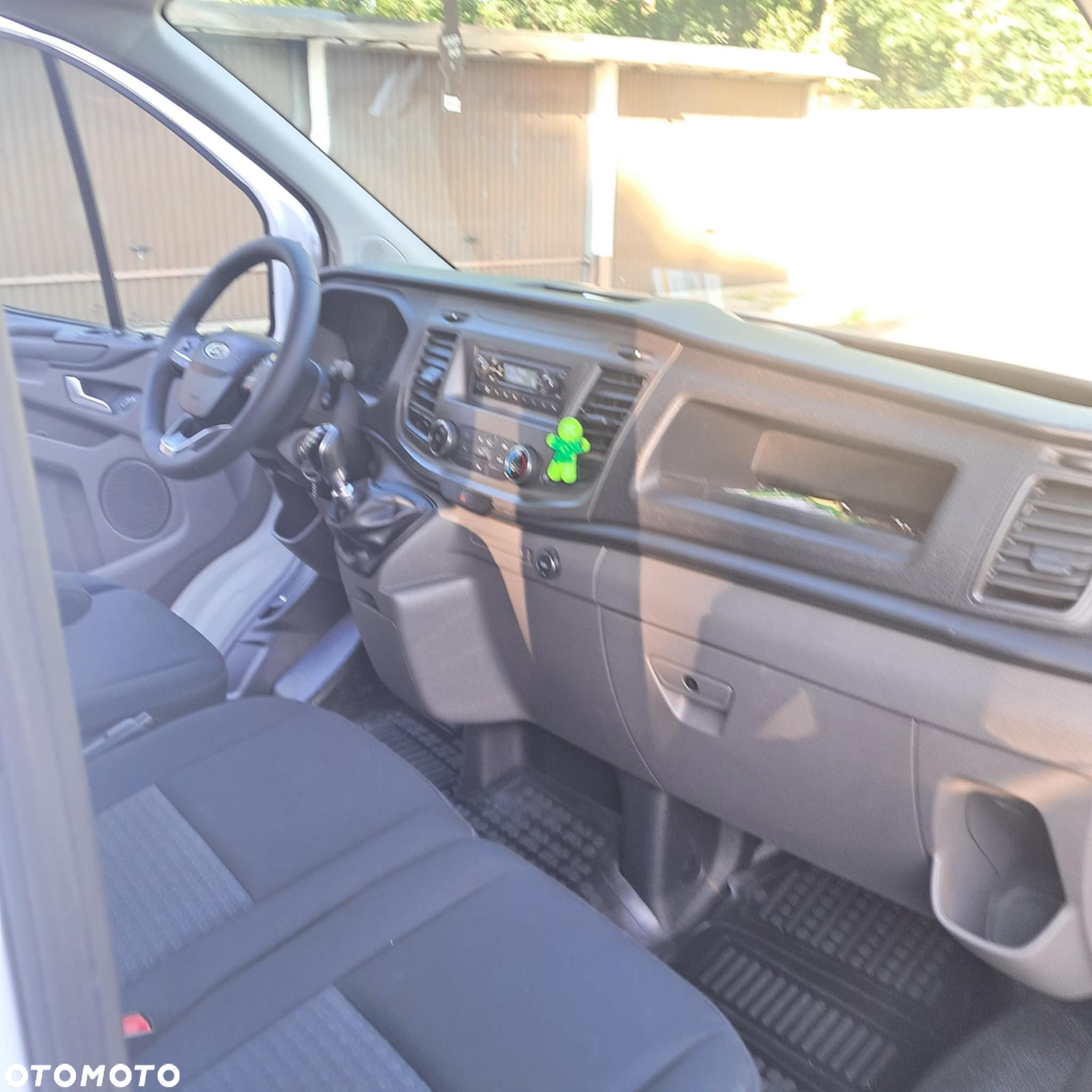 Ford Transit custom - 17