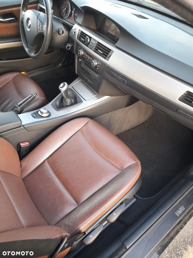 BMW Seria 3 - 12