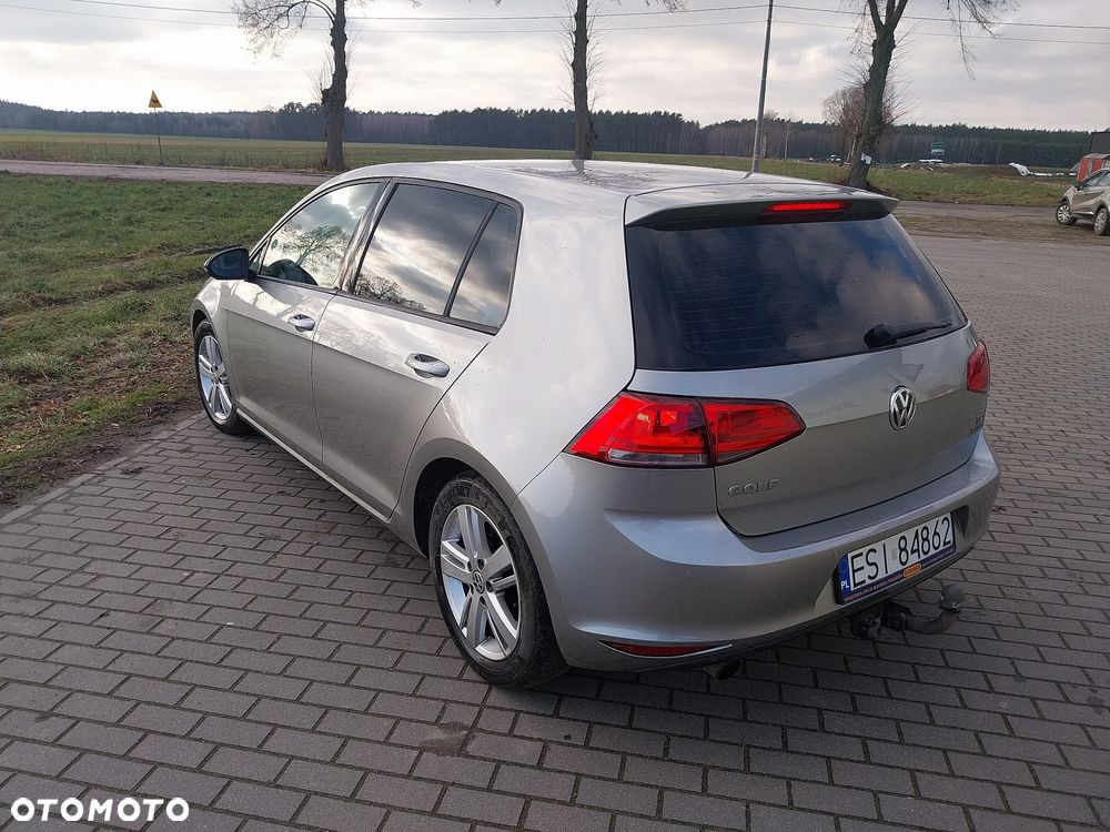 Volkswagen Golf - 4
