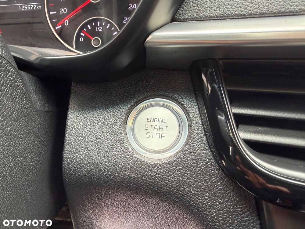 Kia Optima Sportagon 1.6 T-GDI DCT OPF GT Line - 33