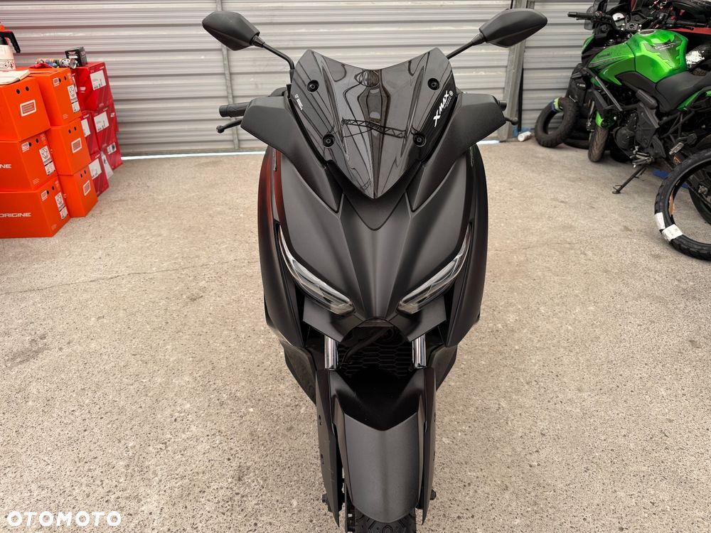 Yamaha X-max - 14