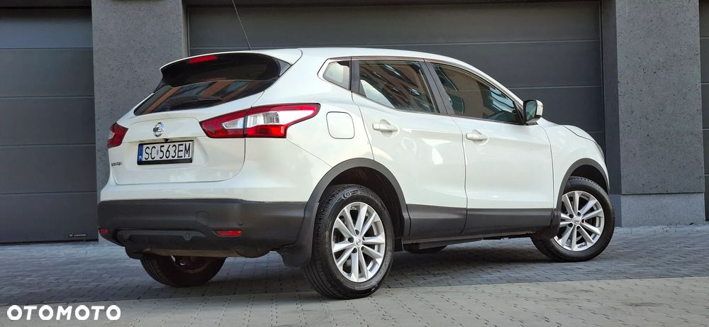 Nissan Qashqai 1.6 Acenta - 12