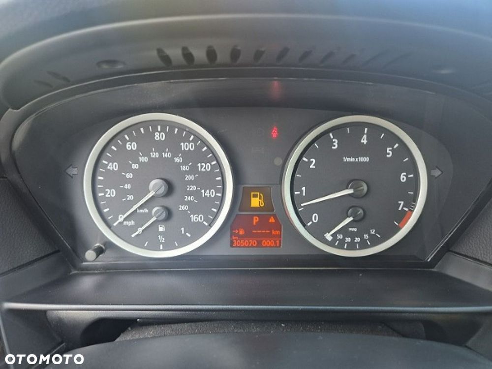 BMW Seria 5 - 28