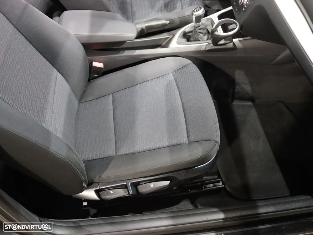 BMW 118 d Cabrio - 17