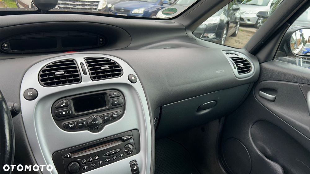 Citroën Xsara Picasso 1.6 Confort - 30